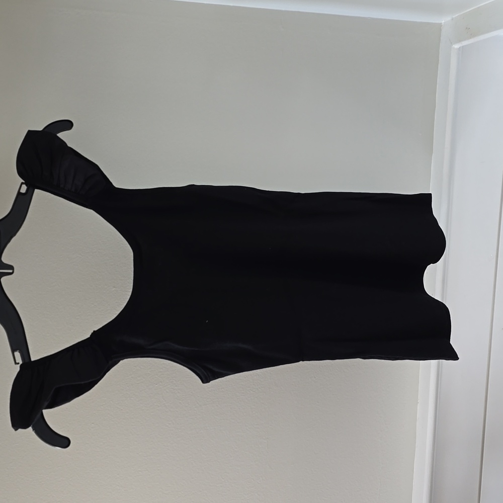 Heyson Ribbed Flutter Strap Tank - Picture 5 of 5
